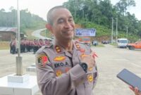 Kapolres Mahakam Ulu AKBP Eko Alamsyah menegaskan perlunya penambahan kuota BBM guna mengatasi antrean dan kelangkaan di sejumlah titik distribusi.(Dok: Kawalkaltim.com/Amin)