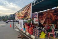 Keterangan: Bantuan logistik terus berdatangan ke posko aksi menjelang demonstrasi 21 April 2026. (Kawalkaltim.com/Masruji B)