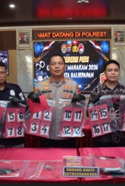 Di Balik Seragam Pengabdi Kesehatan, Polisi Bongkar Dugaan Kurir Sabu Senilai Rp1,56 Miliar