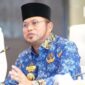 Keterangan Foto:
Dokumen Istimewa: Gubernur Kalimantan Timur Rudy Mas'ud memimpin rapat koordinasi bersama kepala daerah se-Kalimantan Timur di Ruang Ruhui Rahayu, Kantor Gubernur Kaltim, Samarinda, Senin (3/8/2026). Pertemuan tersebut menyepakati langkah bersama memperjuangkan pembayaran dana kurang salur Dana Bagi Hasil (DBH) sebesar Rp5,8 triliun kepada Kementerian Keuangan, di tengah tekanan fiskal akibat pemotongan Transfer ke Daerah (TKD). (Dok. Pemprov Kaltim/Kawalkaltim.com/Masruji)
