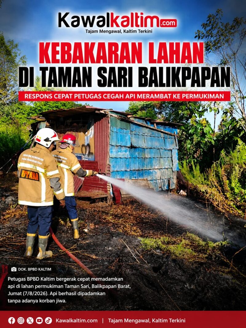 Keterangan Foto:
Petugas pemadam kebakaran melakukan proses pemadaman dan pendinginan di area lahan yang terbakar di sekitar permukiman. Respons cepat dilakukan untuk mencegah api kembali menyala dan merambat ke vegetasi serta bangunan di sekitarnya. (Dok. Kawalkaltim.com/Rudiantoro)
