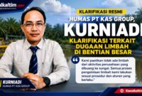 Keterangan Foto:
Humas PT Kalimantan Agro Sukses (KAS) Group, Kurniadi, saat menyampaikan klarifikasi terkait dugaan limbah PKS yang dikaitkan dengan kondisi sungai di wilayah Bentian Besar, Kutai Barat, Jumat (14/8/2026). Kurniadi menegaskan, pihaknya memastikan tidak ada limbah dari aktivitas perusahaan yang dibuang ke sungai dan seluruh proses pengelolaan limbah dilakukan sesuai prosedur serta ketentuan yang berlaku. (Dok. KawalKaltim.com)